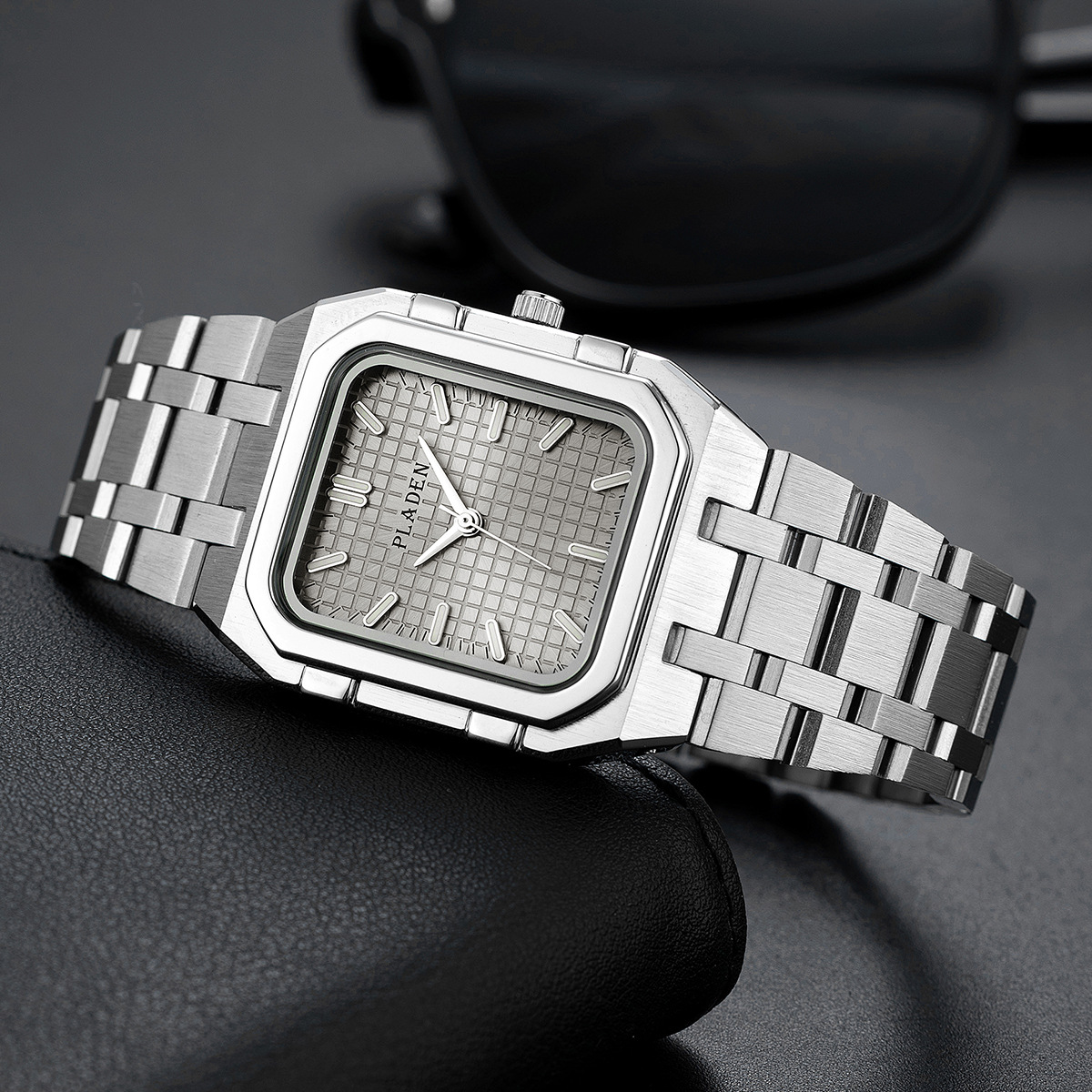 Relojes de cuarzo de alta cali - Luxury Watch Magazine reseña y precio